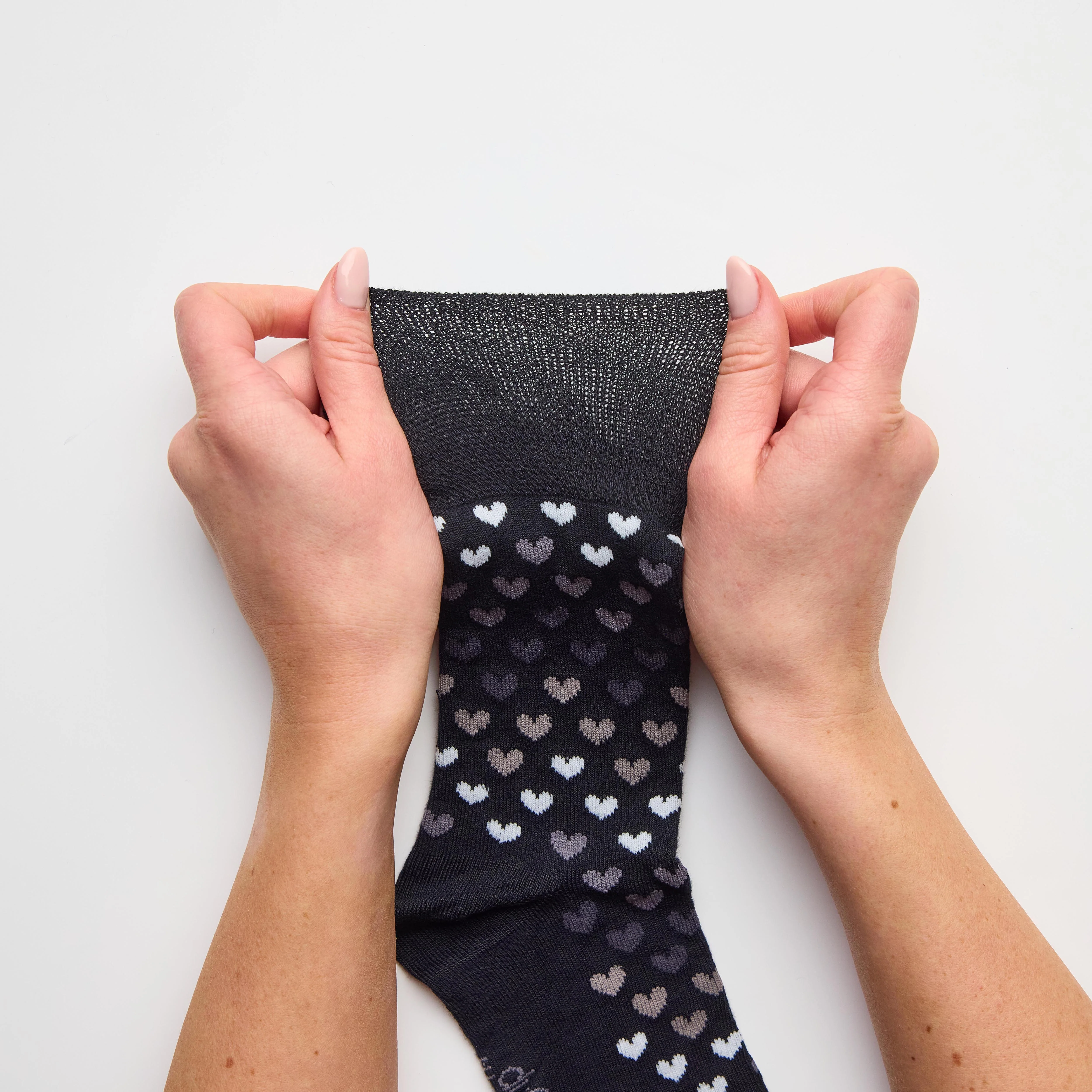 3 Pairs Ladies Bamboo Socks - Mono - Image 3