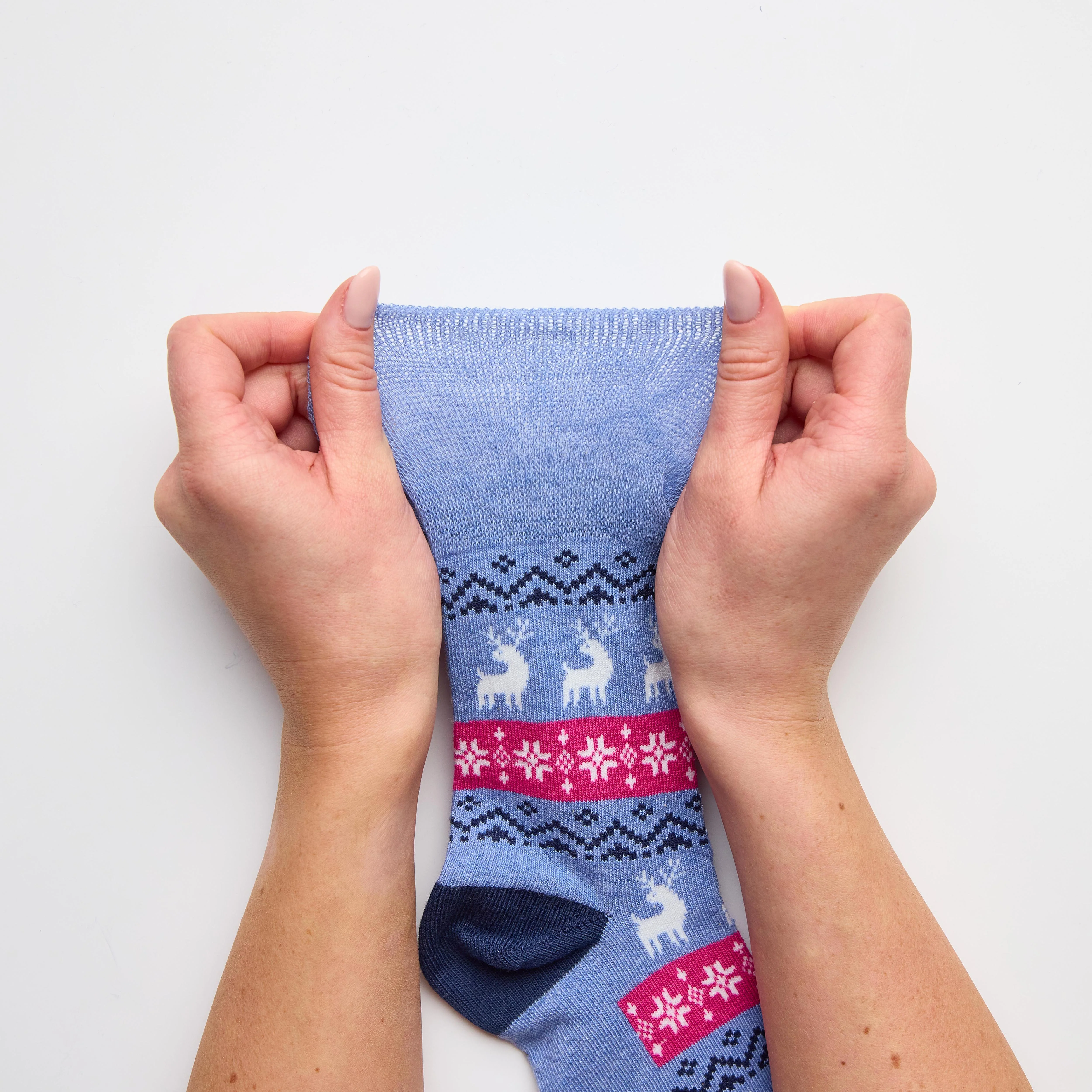 3 Pairs Ladies Fun Feet Christmas Socks - Fairisle - Image 3