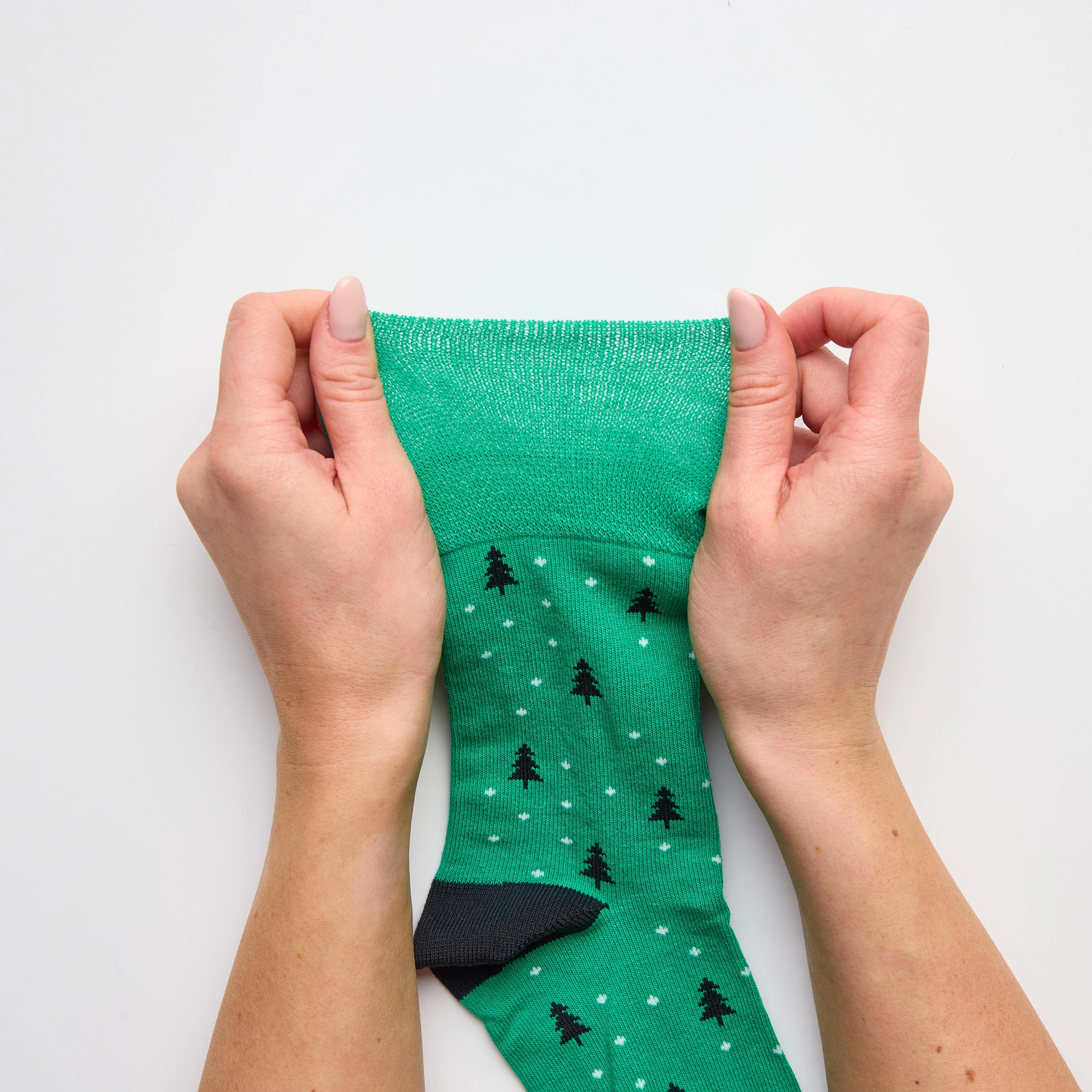 3 Pairs Men's Fun Feet Christmas Socks - Holly Mix - Image 3